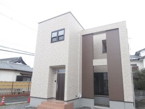 岩出市高塚戸建外観写真