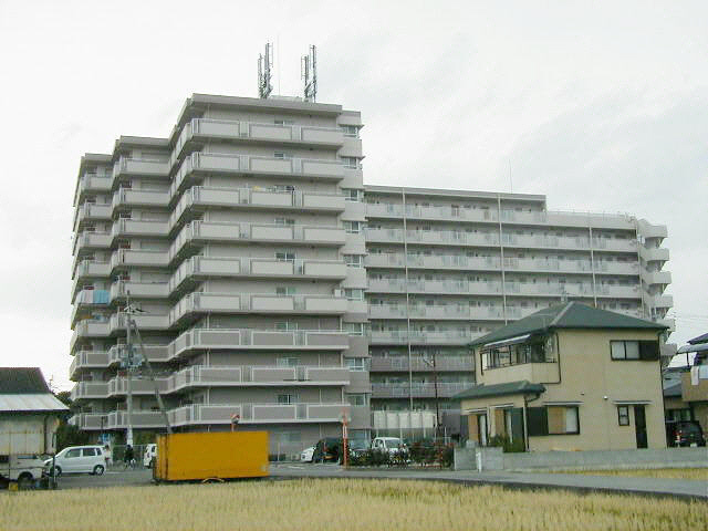 クローバーハイツ岩出１０８号