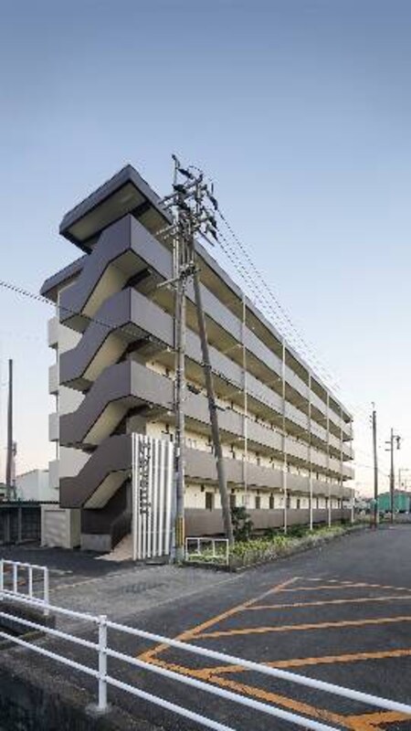 ラヴニール外観写真