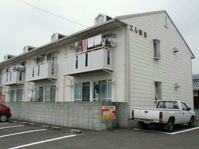 エル園部