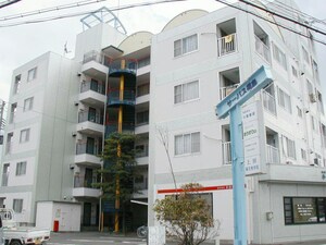 サーパス福島外観写真