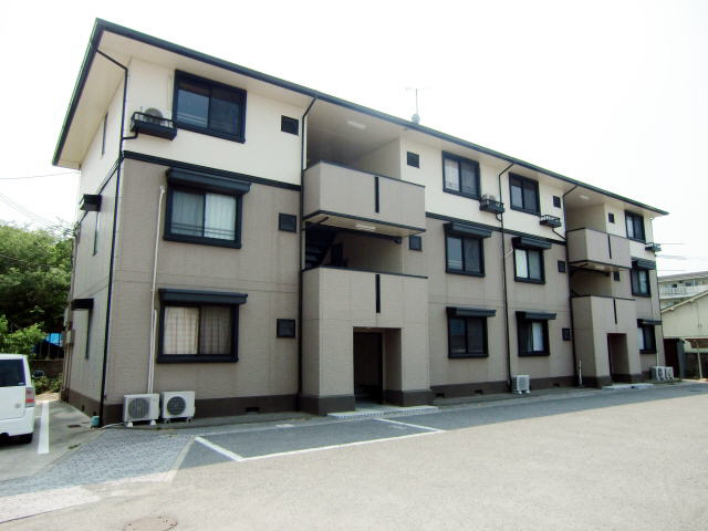 ハイカムール古屋