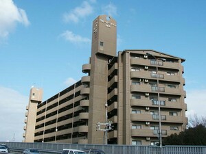 クローバーメゾン狐島８０７号外観写真