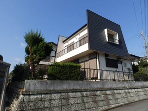 高根貸家外観写真