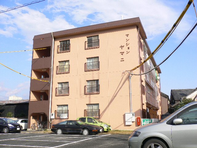 ヤマニマンション
