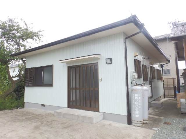 津市久居万町貸家