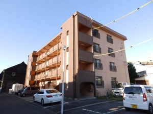 ヤマニマンション外観写真