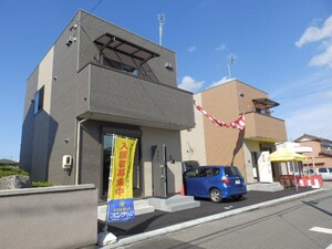 ドゥマール外観写真