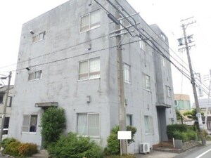 湖畔マンション外観写真