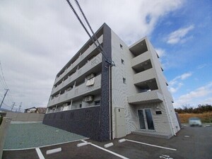 メゾンモンマルトル西古河外観写真
