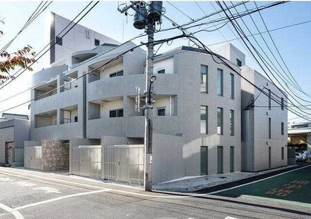 Ｂ　ＣＩＴＹ　ＡＰＡＲＴＭＥＮＴ　ＳＨＩＮＪＵＫＵ　ＮＷ外観写真