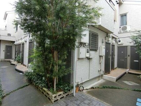 ｉコンフォート　１０２号室外観写真
