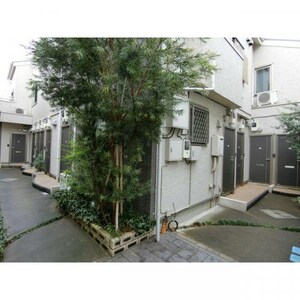 ｉコンフォート　２０４号室外観写真