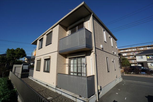 ウイングスクエアA