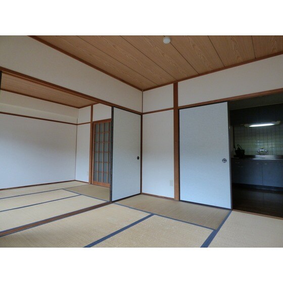 物件内観写真20　(現状優先・片方は洋室)