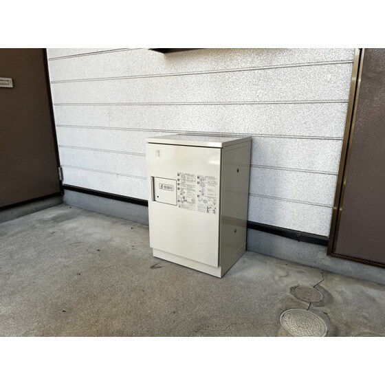 物件外観写真3　(宅配ボックス)