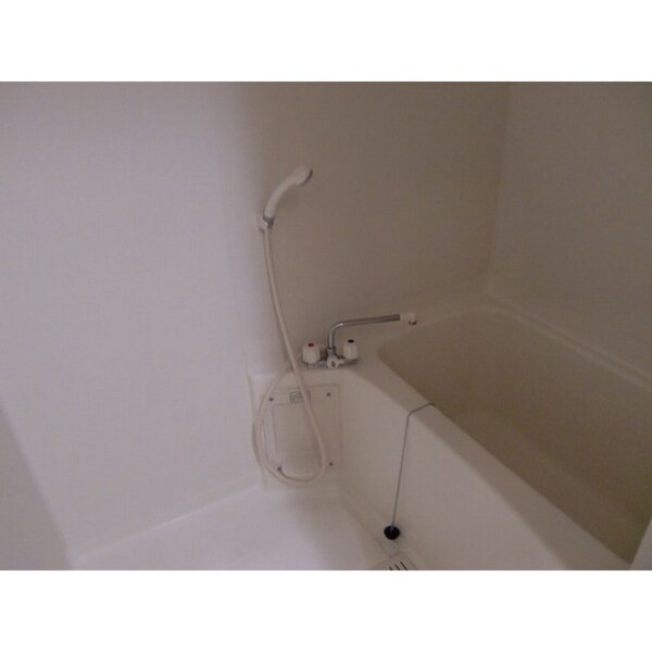 バス／シャワールーム等(同部屋タイプ・現状優先)