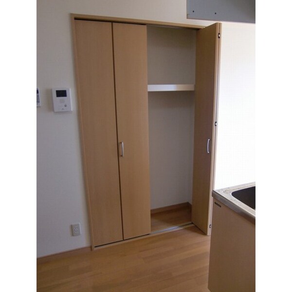 居室・リビング(同部屋タイプ・現状優先)