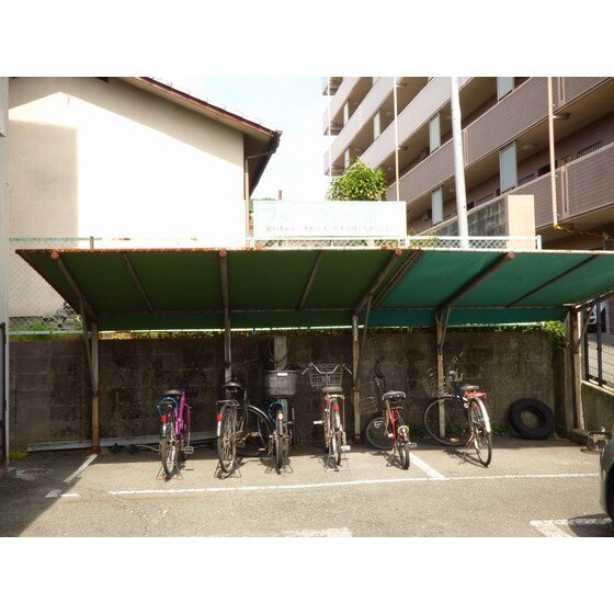 物件外観写真4　(現状優先)