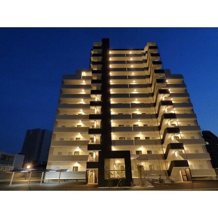 アルティメット国府外観写真