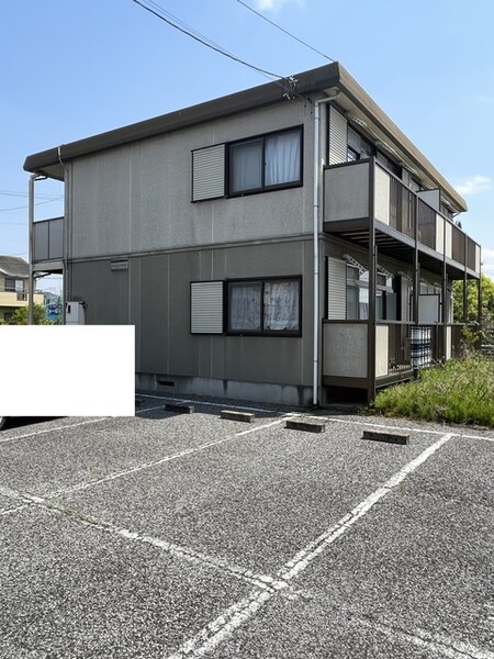 ハイエスト平川外観写真