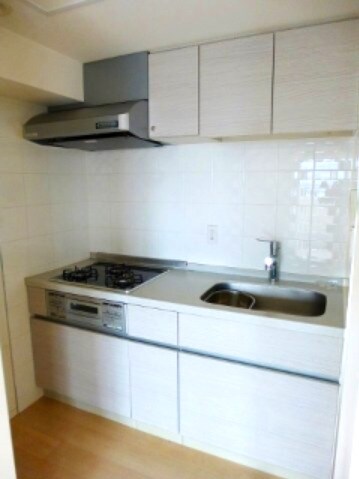 物件内観写真5　(レジディア町屋のキッチンです)