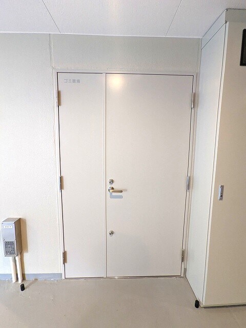 物件内観写真17　(24時間利用可能な敷地内ごみ置場です)