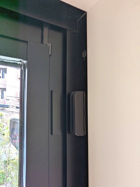 物件内観写真22　(窓センサーセキュリティ)