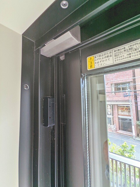物件内観写真22　(窓センサーセキュリティ)