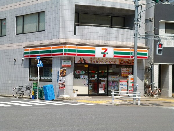 周辺環境(セブンイレブン台東入谷１丁目店 442m)