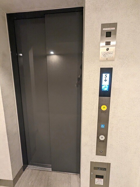 物件内観写真20　(防犯モニター付セキュリティエレベーター)