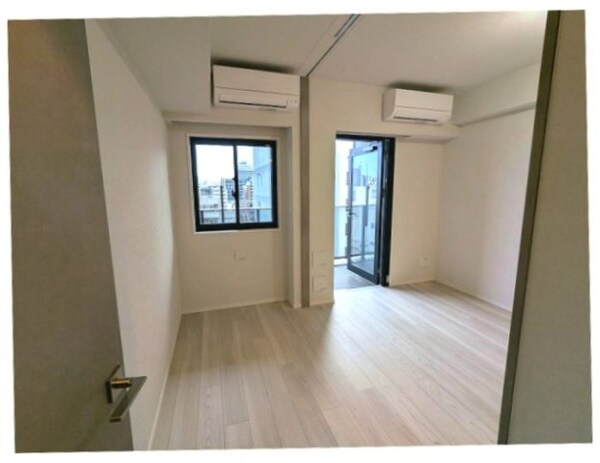 建物設備(南向き、エアコン2台付、インターネットWi-Fi無料)