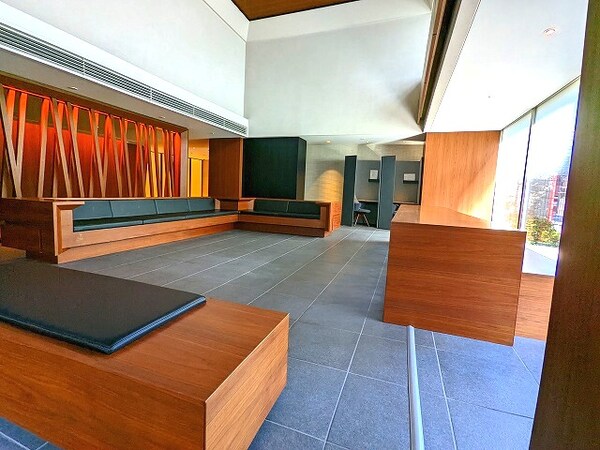 ロビー・ラウンジ