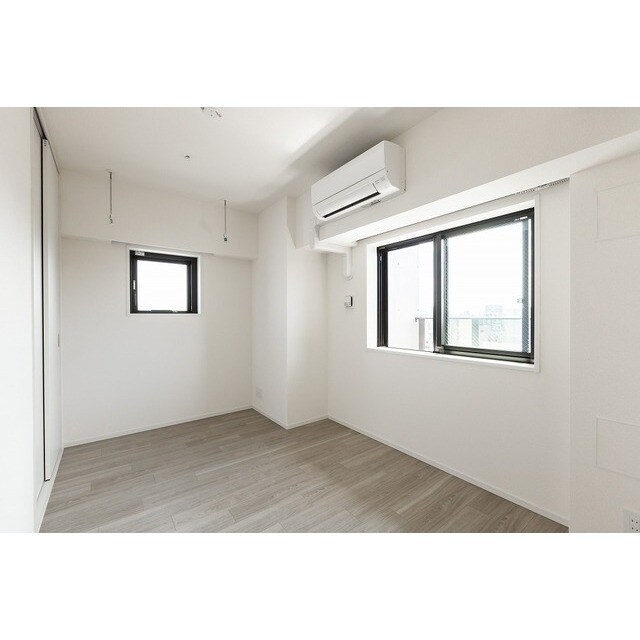 物件内観写真7　(6帖洋室)