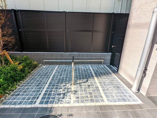 物件内観写真20　(バイク置場)