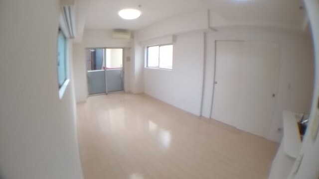 物件内観写真16　(リビング)