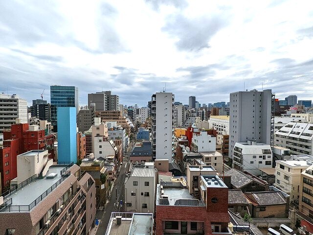 物件内観写真13　(南向き角部屋日当り眺望良好)