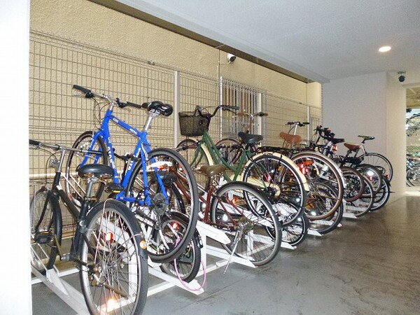 建物設備(自転車置場です)
