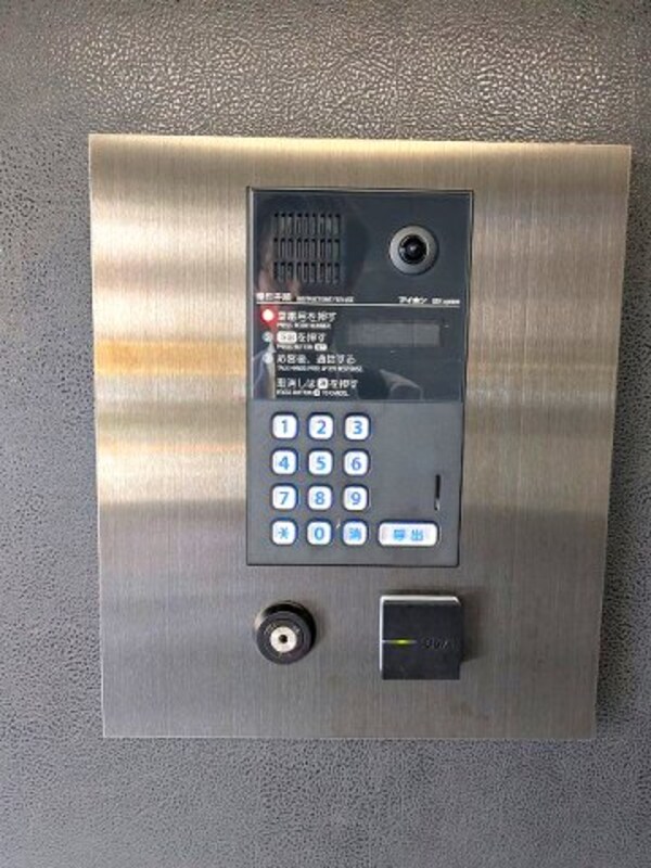 建物設備(タッチキーのモニター付オートロックセキュリティです)