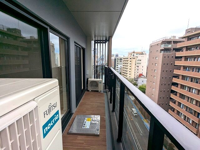 物件内観写真12　(10Fワイドバルコニー)