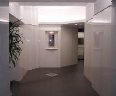 物件内観写真12　(エントランスホール)