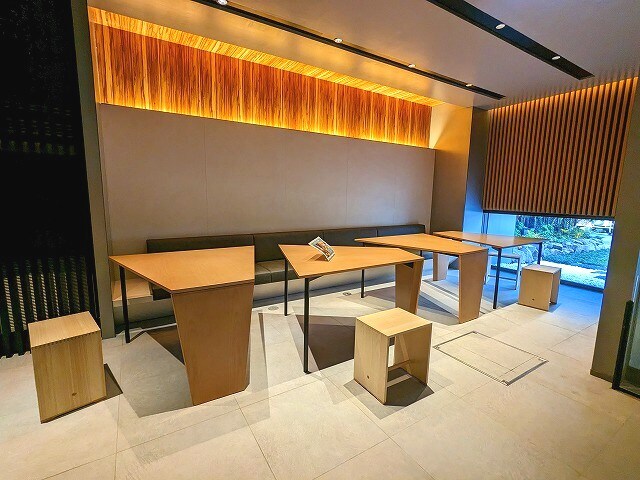 物件外観写真3　(1Fワークラウンジ無料wifi完備個別ブースあり)