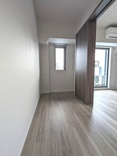 物件内観写真24　(3.3帖洋室)