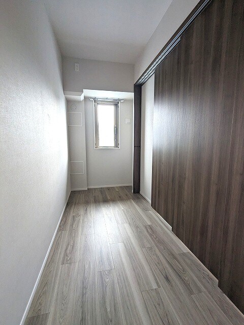 物件内観写真25　(3.3帖洋室)