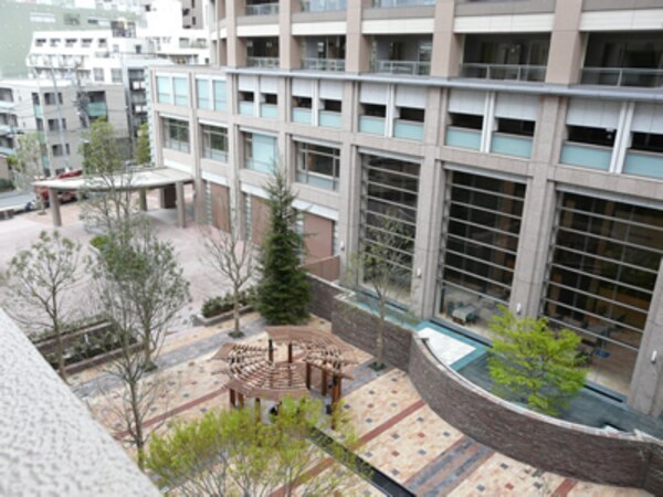 その他(中庭)