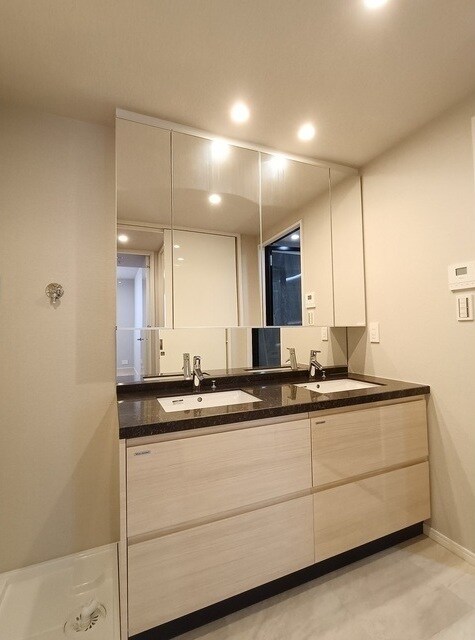 物件内観写真16　(洗面)