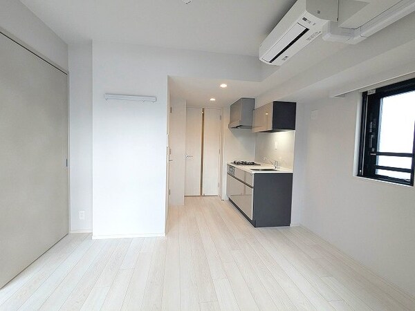 建物設備(インターネット無料、ペット可、角部屋リビングと洋室2面採光開)
