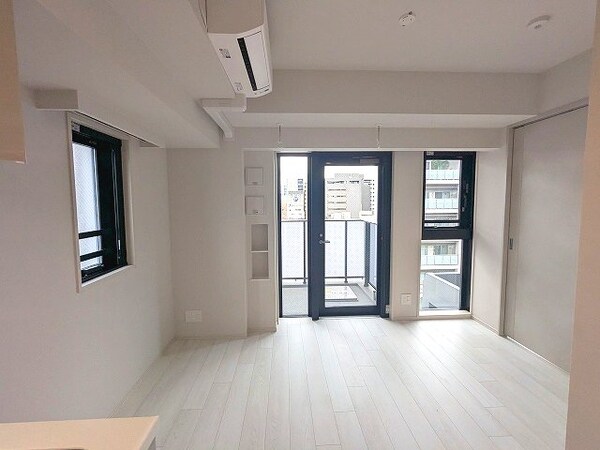 建物設備(インターネット無料、ペット可、角部屋リビングと洋室2面採光開)