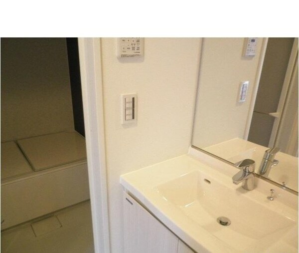 建物設備(コンフォリア浅草橋の洗面台です)