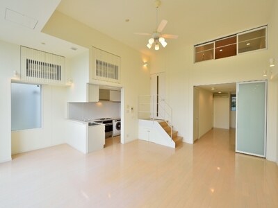 物件内観写真14　(リビング・同タイプ参照)